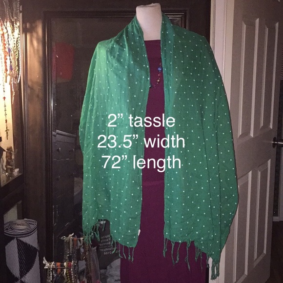 AWESOME 😎 prints SCARVES 🧣👍🏼 - Picture 4 of 8